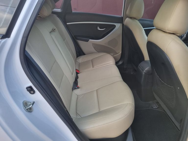 Hyundai i30 1.8 16V Aut. 5p