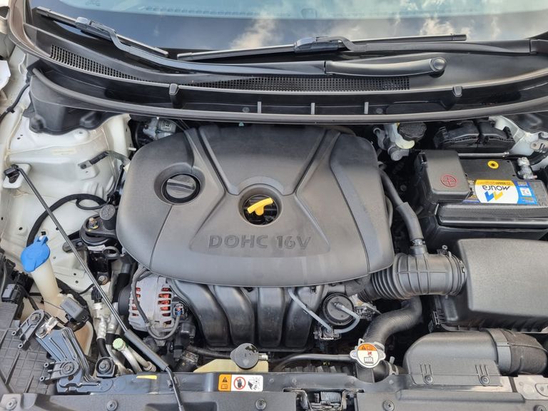 Hyundai i30 1.8 16V Aut. 5p