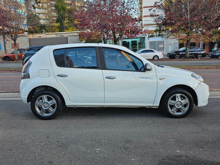 Renault SANDERO Expression Hi-Flex 1.0 16V 5p