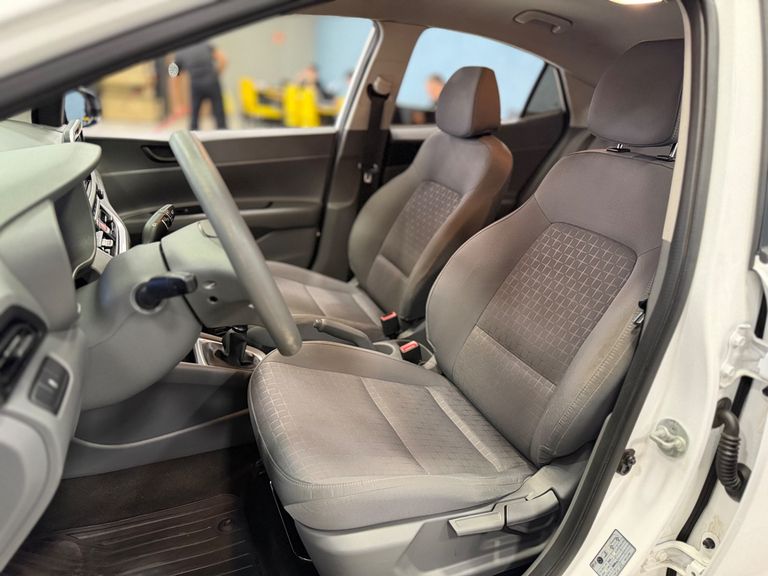 Hyundai HB20S Comfort 1.0  Flex 12V Mec.