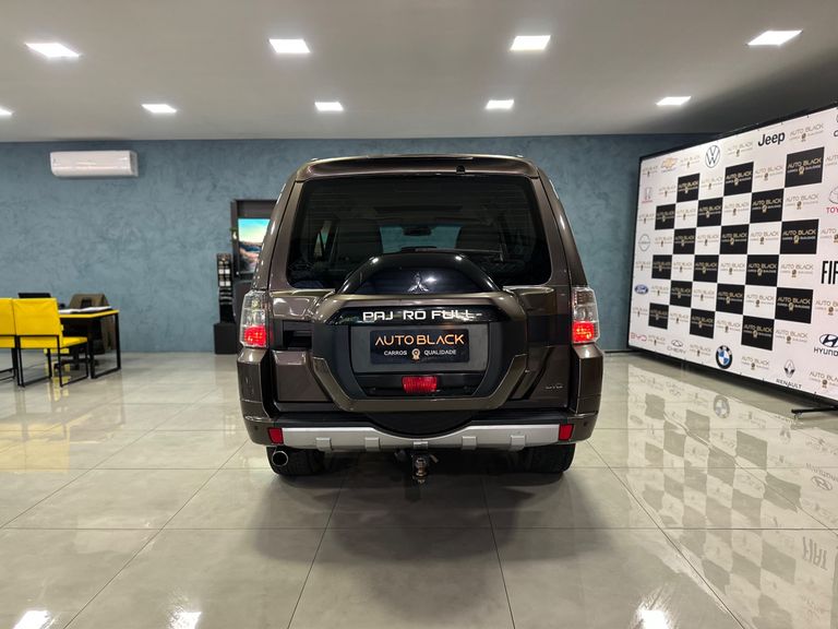 Mitsubishi Pajero 3.2 4x4 T.I. Dies. 5p Aut