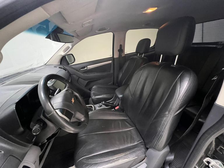 Chevrolet S10 Pick-Up LT 2.8 TDI 4x4 CD Diesel Aut