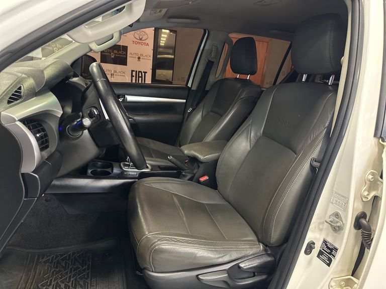 Toyota Hilux CD SR 4x2 2.7 16V/2.7 Flex Aut.