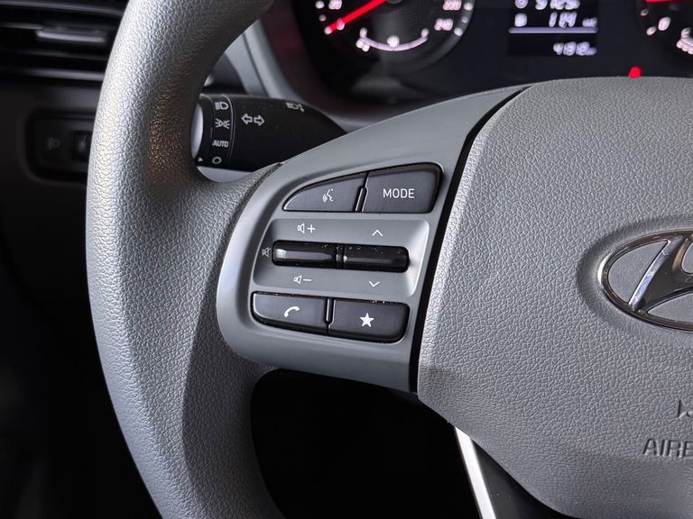 Hyundai HB20S Comfort Plus 1.0 Flex 12V Mec.