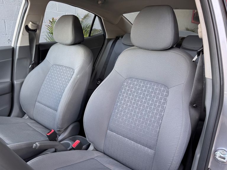 Hyundai HB20S Comfort Plus 1.0 Flex 12V Mec.