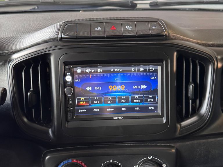 Fiat Strada Freedom 1.3 Flex 8V CD