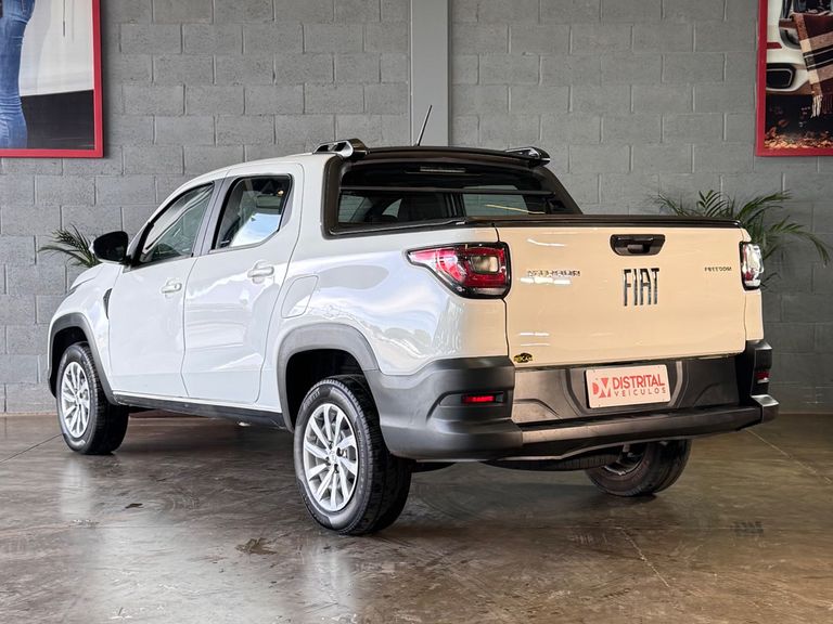 Fiat Strada Freedom 1.3 Flex 8V CD