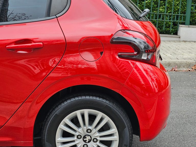 Peugeot 208 Active Pack 1.2 Flex 12V 5p Mec.