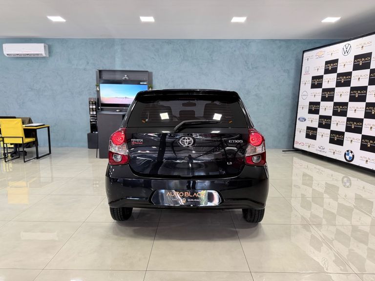 Toyota ETIOS X 1.3 Flex 16V 5p Mec.