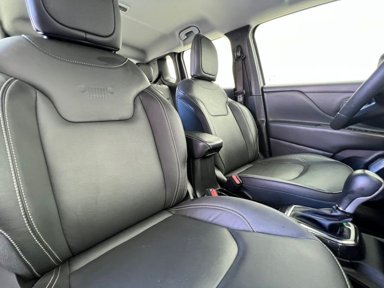 Jeep Renegade Long. T270 1.3 TB 4x2 Flex Aut.