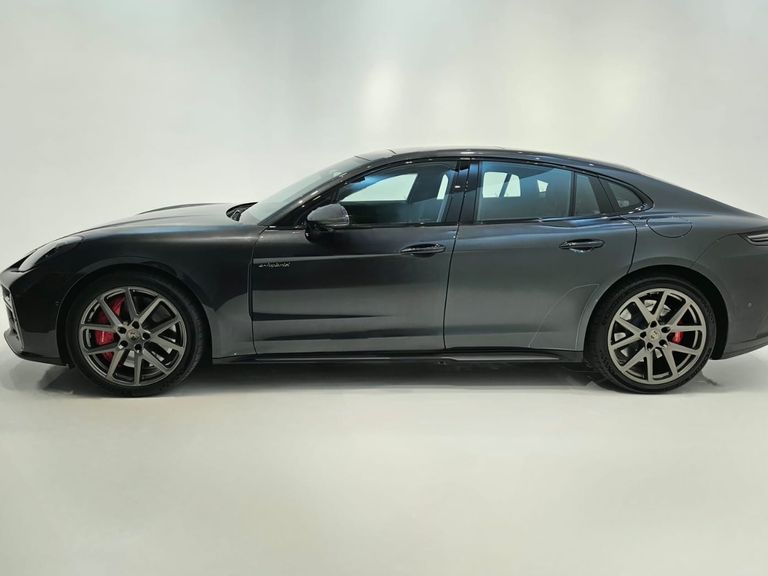 Porsche Panamera Turbo 4.0 (Híbrido)