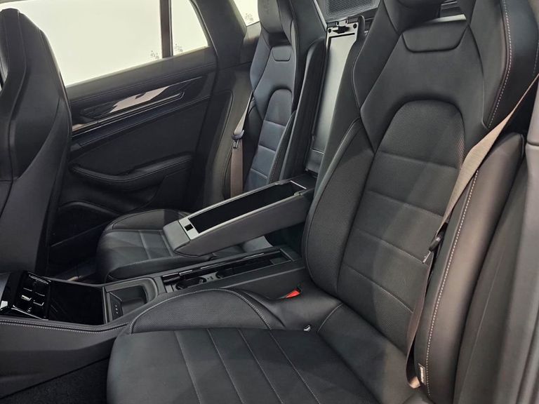 Porsche Panamera Turbo 4.0 (Híbrido)