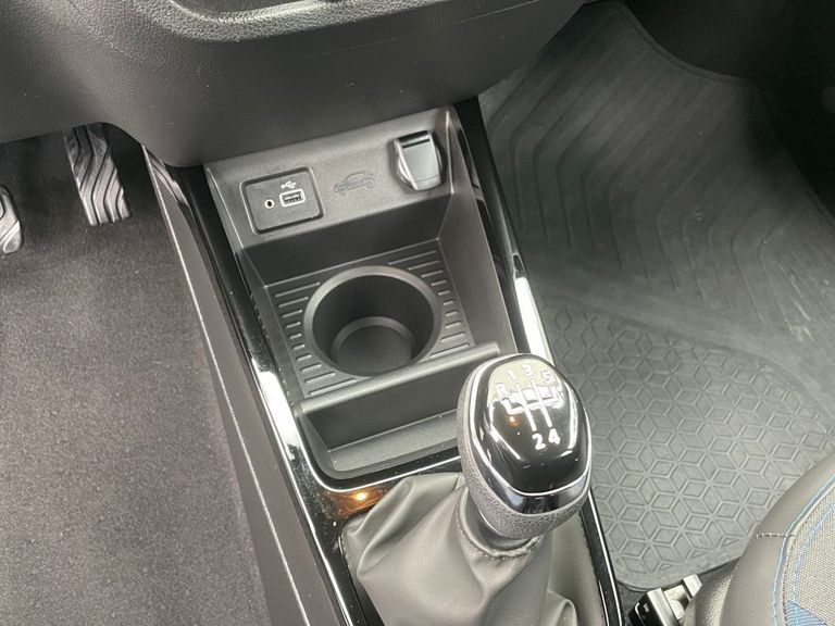 Renault KWID Intense 1.0 Flex 12V 5p Mec.