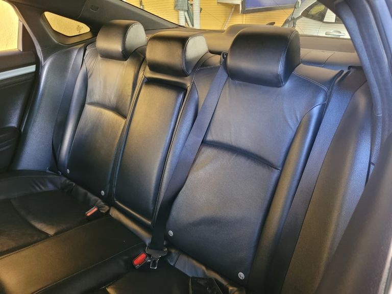 Honda Civic Sedan EXL 2.0 Flex 16V Aut.4p