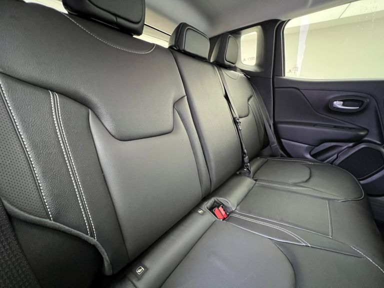Jeep Renegade Long. T270 1.3 TB 4x2 Flex Aut.