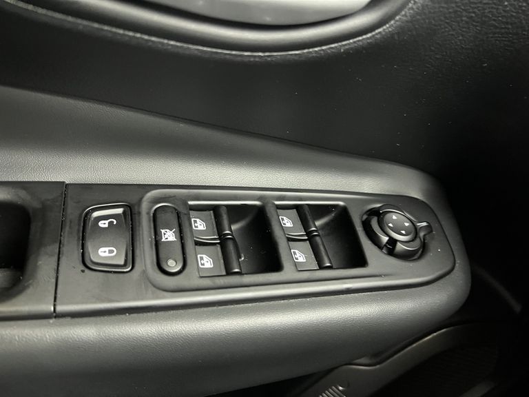Jeep Renegade Long. T270 1.3 TB 4x2 Flex Aut.