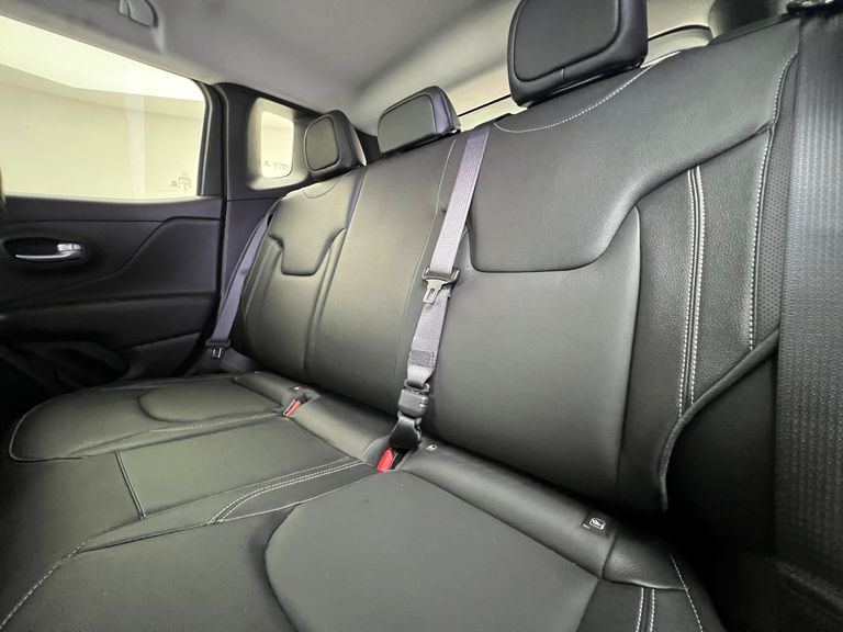 Jeep Renegade Long. T270 1.3 TB 4x2 Flex Aut.