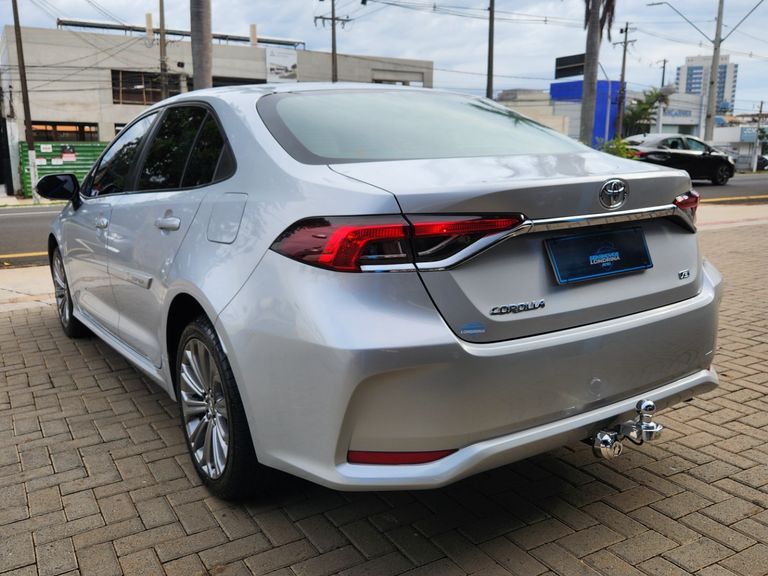 Toyota Corolla XEi 2.0 Flex 16V Aut.