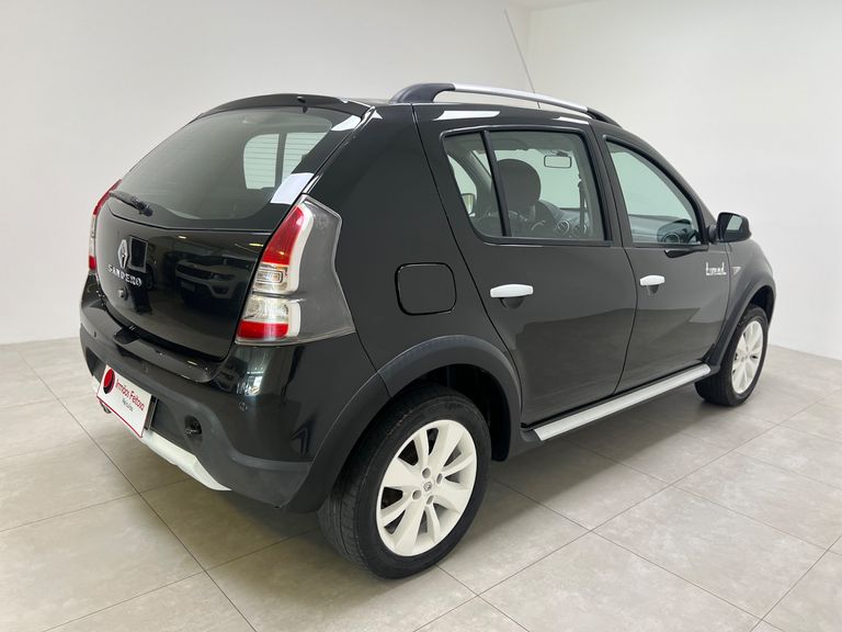Renault SANDERO STEPWAY Hi-Flex 1.6 16V 5p Aut.