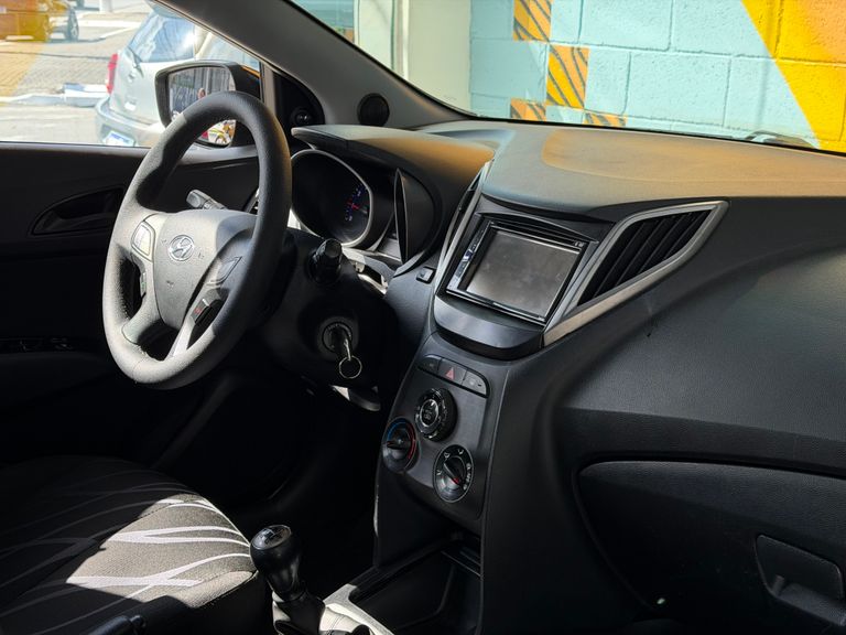Hyundai HB20 Unique 1.0 Flex 12V Mec.