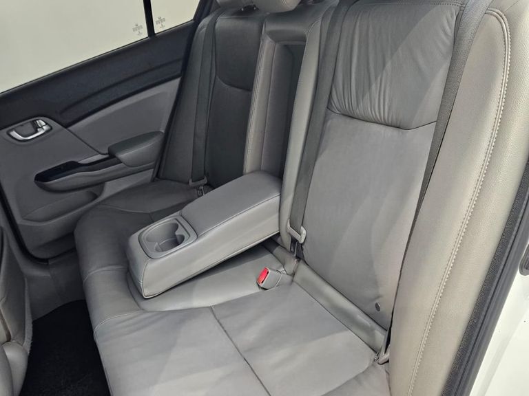 Honda Civic Sedan LXR 2.0 Flexone 16V Aut. 4p