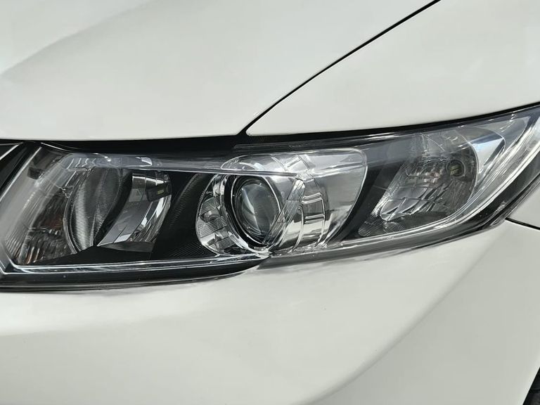 Honda Civic Sedan LXR 2.0 Flexone 16V Aut. 4p