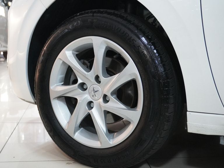 Peugeot 208 Active Pack 1.6 Flex 16V 5p Aut.