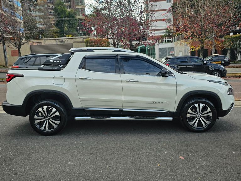 Fiat Toro Volcano 1.3 T270 4x2 Flex Aut.