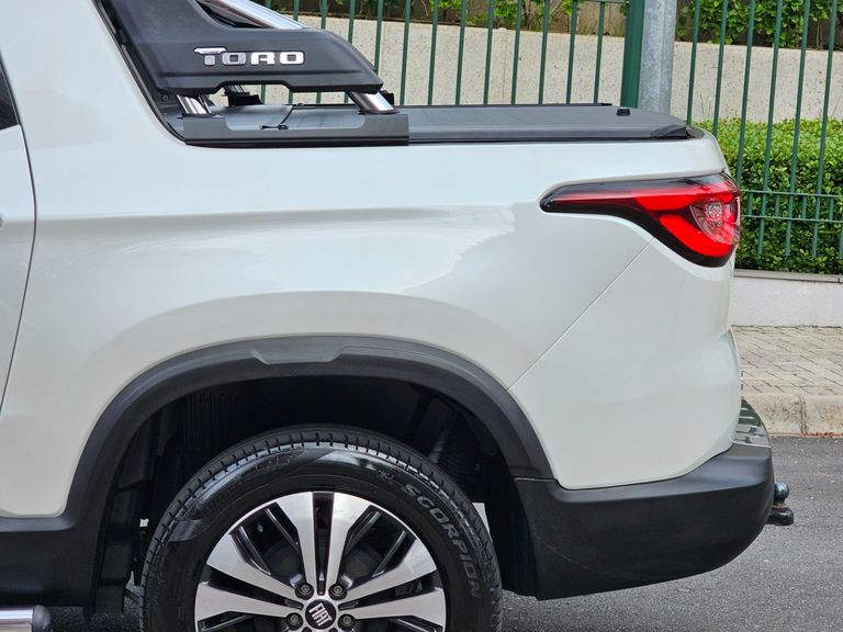 Fiat Toro Volcano 1.3 T270 4x2 Flex Aut.