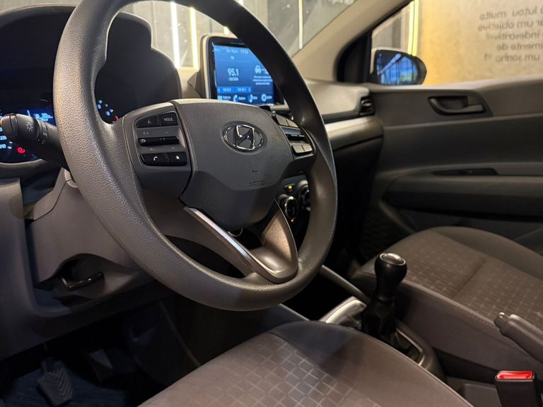Hyundai HB20S Comfort Plus 1.0 Flex 12V Mec.