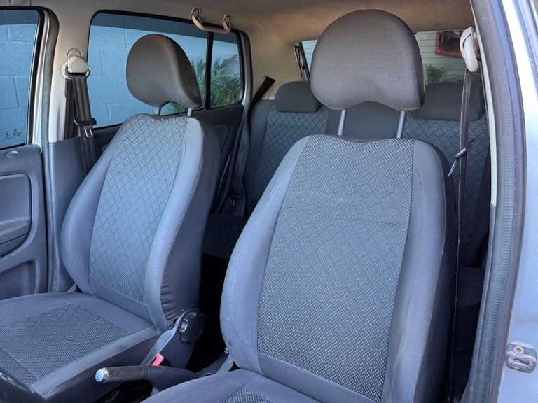 VolksWagen Fox 1.6 Mi Total Flex 8V 5p