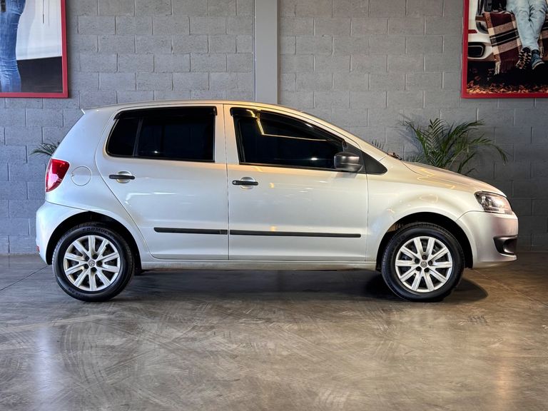 VolksWagen Fox 1.6 Mi Total Flex 8V 5p