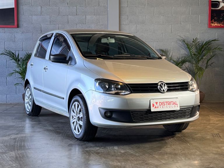 VolksWagen Fox 1.6 Mi Total Flex 8V 5p