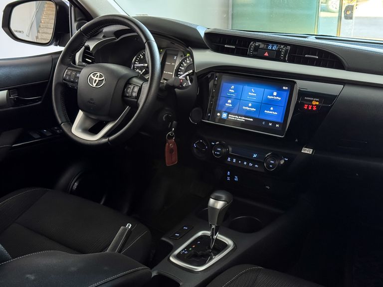 Toyota Hilux CD SR 4x4 2.8 TDI Diesel Aut.