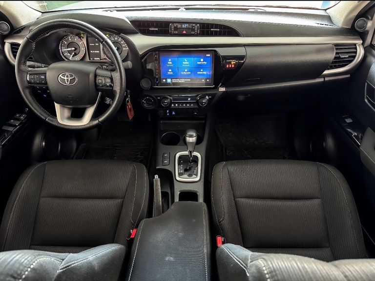 Toyota Hilux CD SR 4x4 2.8 TDI Diesel Aut.