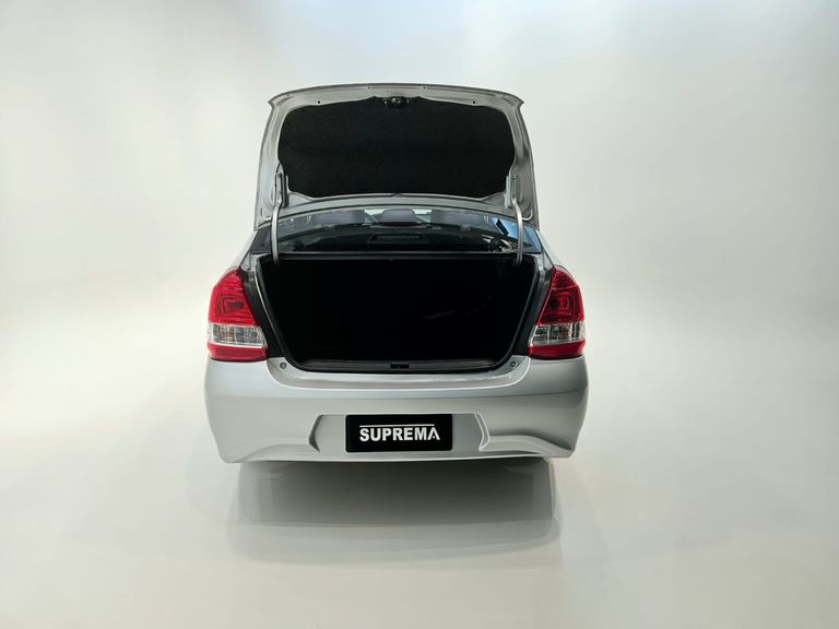 Toyota ETIOS XS Sedan 1.5 Flex 16V 4p Aut.