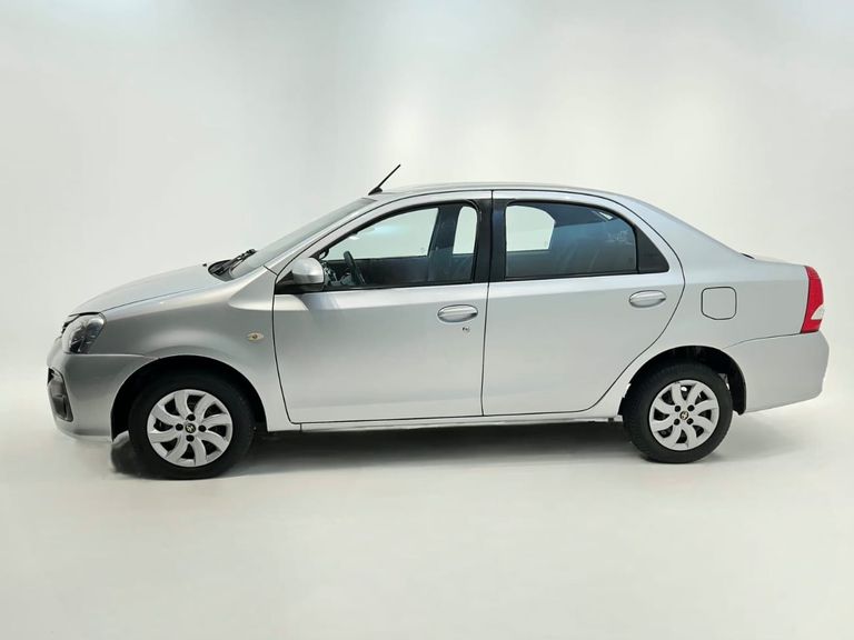 Toyota ETIOS XS Sedan 1.5 Flex 16V 4p Aut.