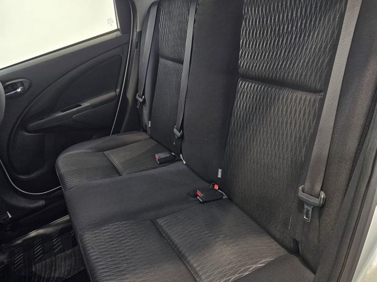 Toyota ETIOS XS Sedan 1.5 Flex 16V 4p Aut.