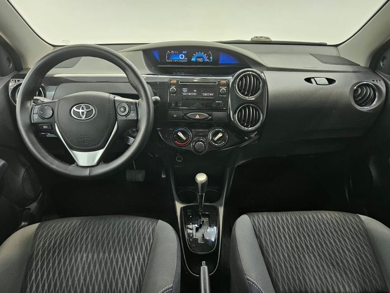 Toyota ETIOS XS Sedan 1.5 Flex 16V 4p Aut.