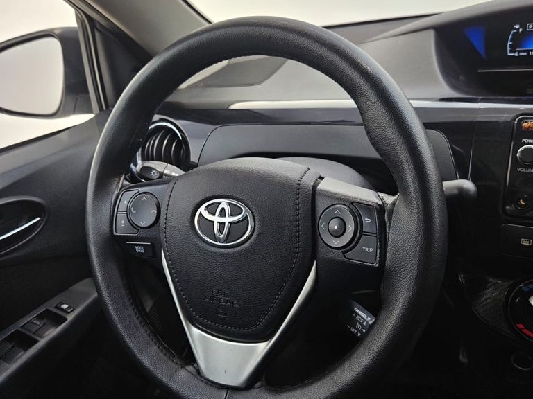 Toyota ETIOS XS Sedan 1.5 Flex 16V 4p Aut.