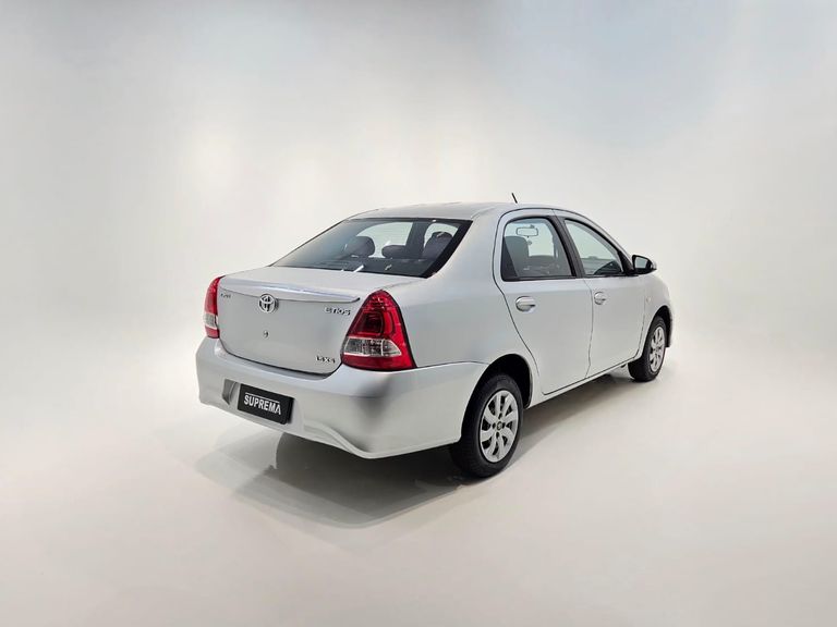 Toyota ETIOS XS Sedan 1.5 Flex 16V 4p Aut.