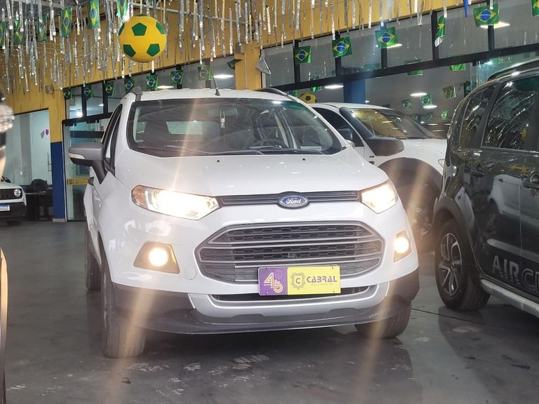 Ford EcoSport FREESTYLE 1.6 16V Flex 5p Aut.