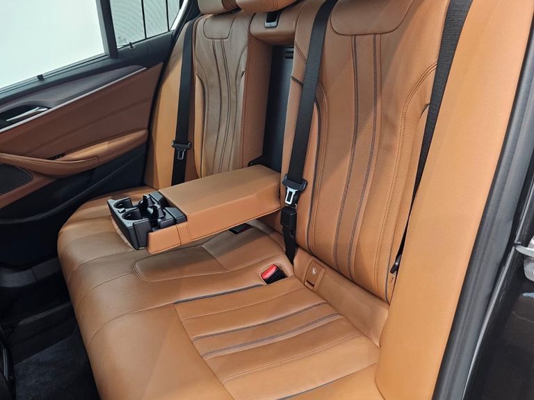 BMW 530e M Sport 2.0 Turbo Aut. (Híbrido)