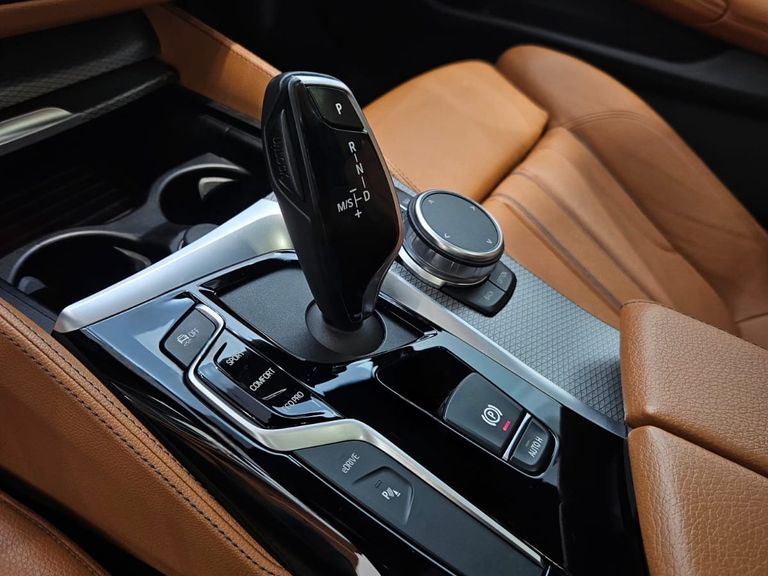 BMW 530e M Sport 2.0 Turbo Aut. (Híbrido)