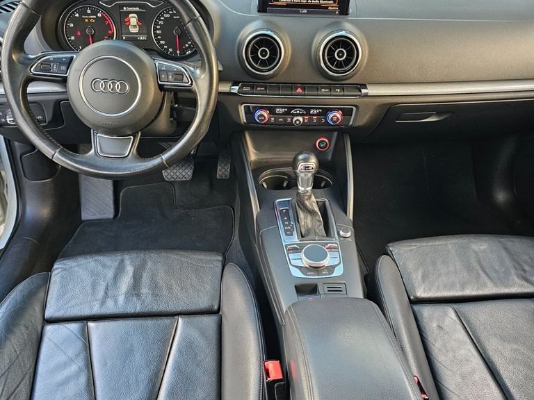 Audi A3 Sed.1.8/1.8 Ambit.16V TB FSI S-tronic