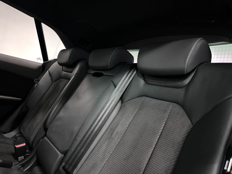 Audi Q8 Perf.Black 3.0 TFSI Quat. S-tr/(Híb.)
