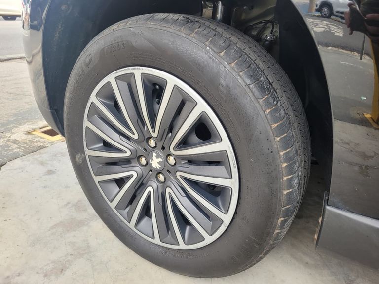Peugeot 2008 Allure 1.6 Flex 16V 5p Aut.