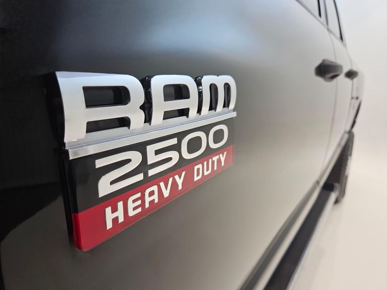Dodge Ram 2500 H.DUTY 5.9 SLT 24V CD 4x4 Dies.