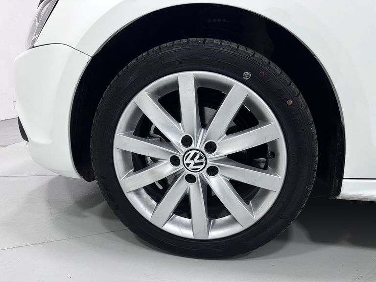 VolksWagen JETTA Comfortline 2.0 T.Flex 8V 4p Tipt.
