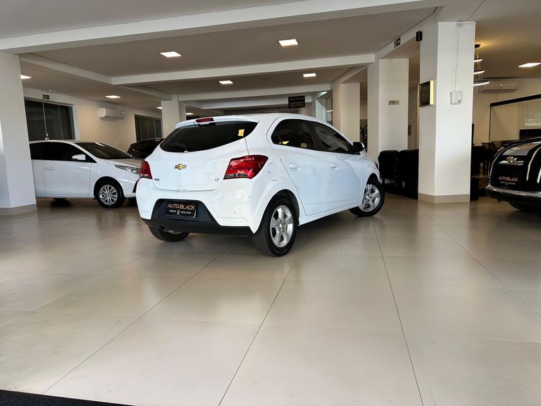 Chevrolet ONIX HATCH LT 1.4 8V FlexPower 5p Aut.